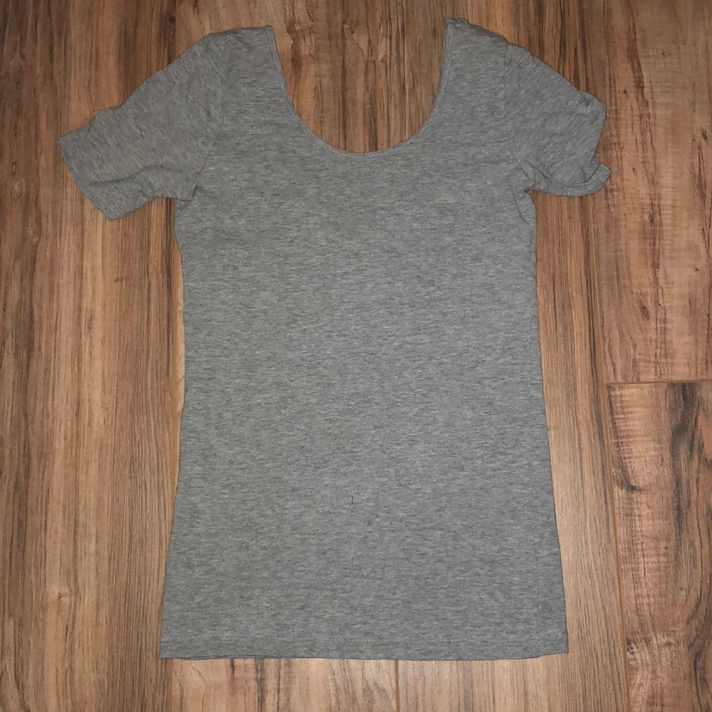 Scoop back shirt